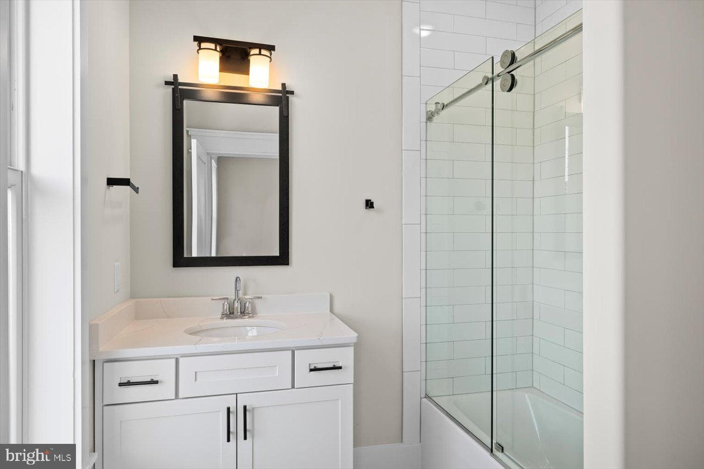 1111 Sophia Street photo 46