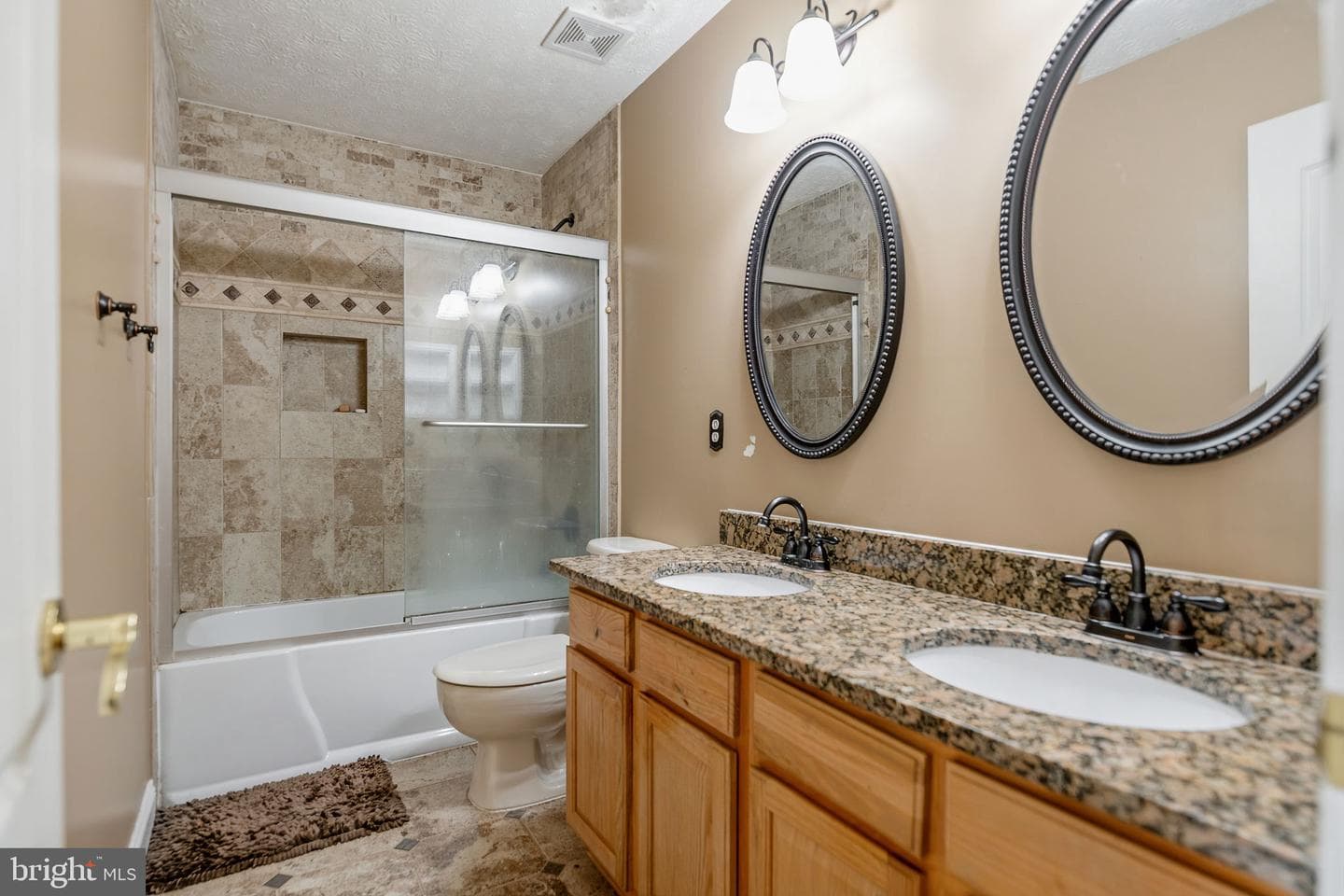 1005 Great Oaks Ln photo 28
