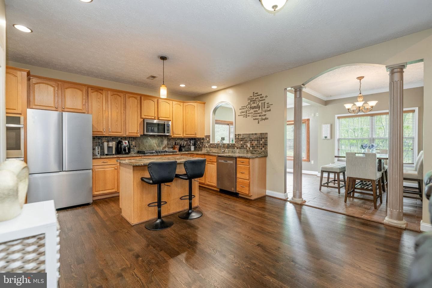 1005 Great Oaks Ln photo 9