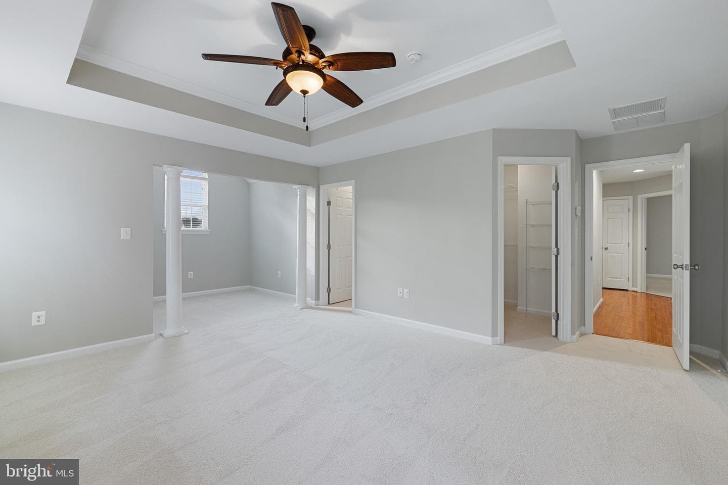 1100 Wright Court photo 33