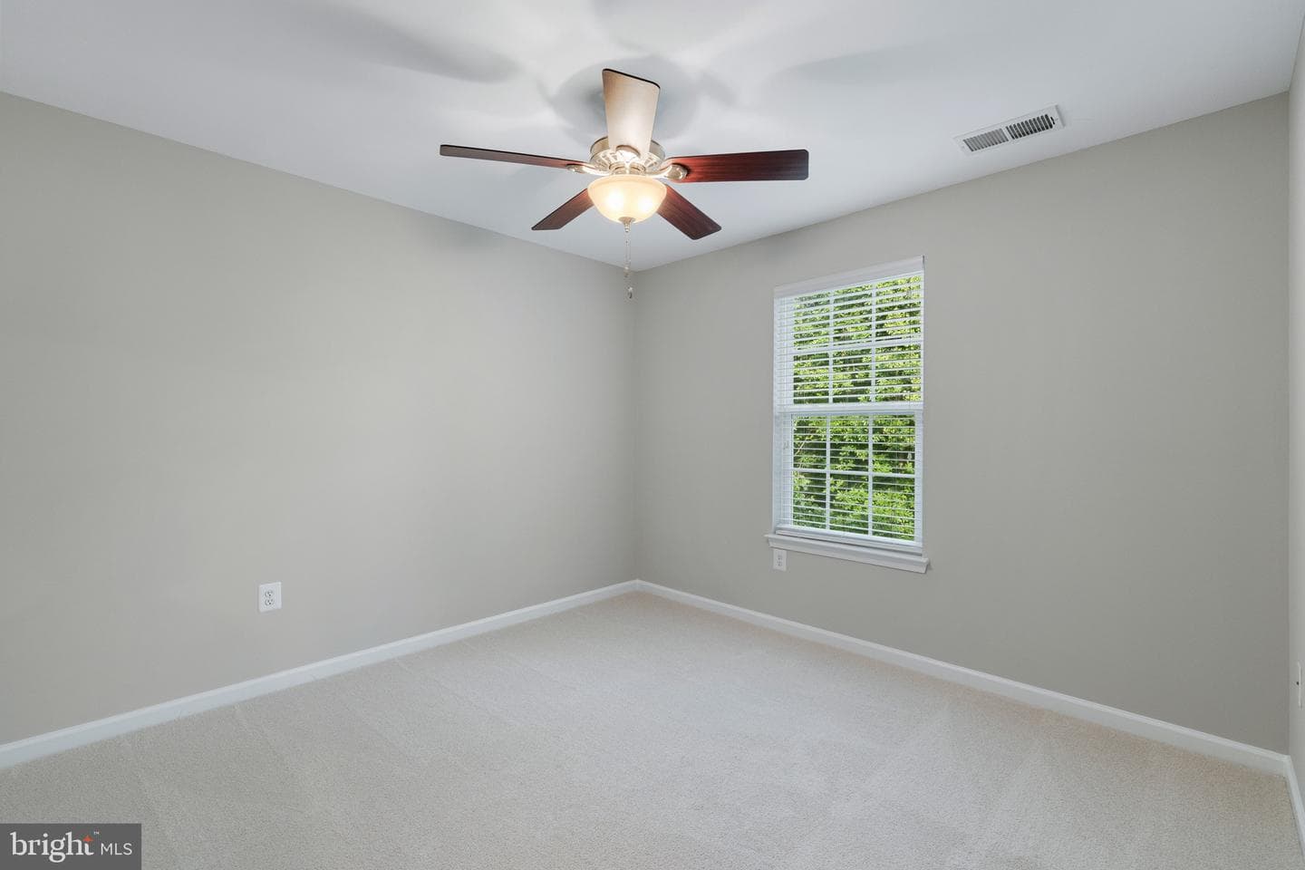 1100 Wright Court photo 39