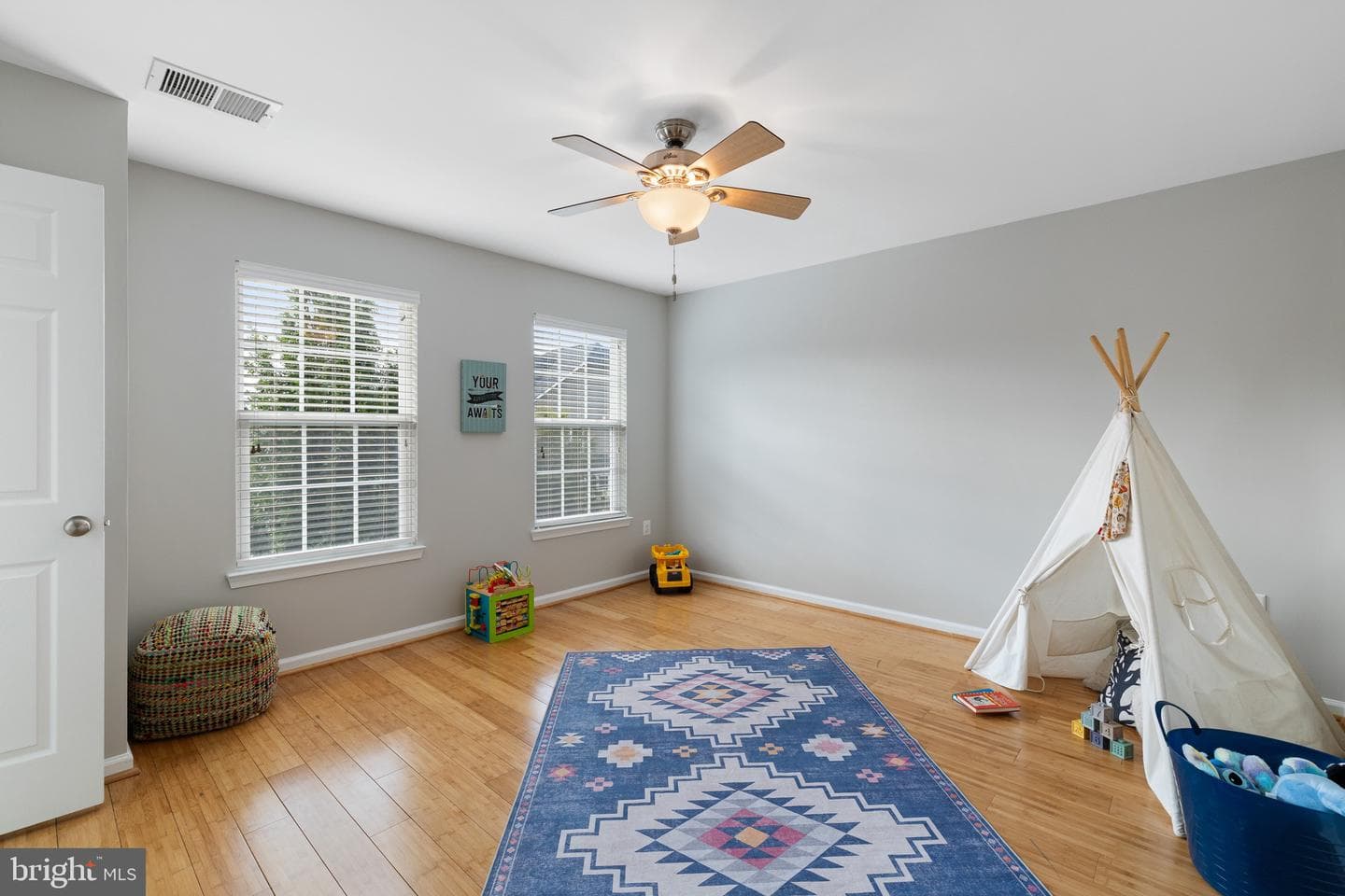 1100 Wright Court photo 45