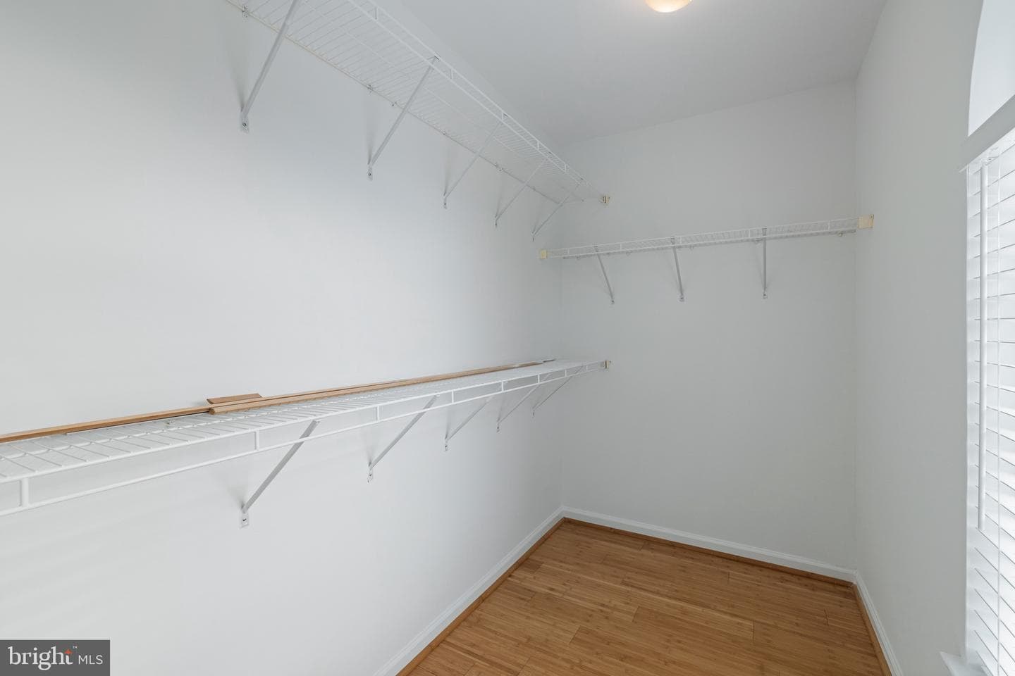 1100 Wright Court photo 46