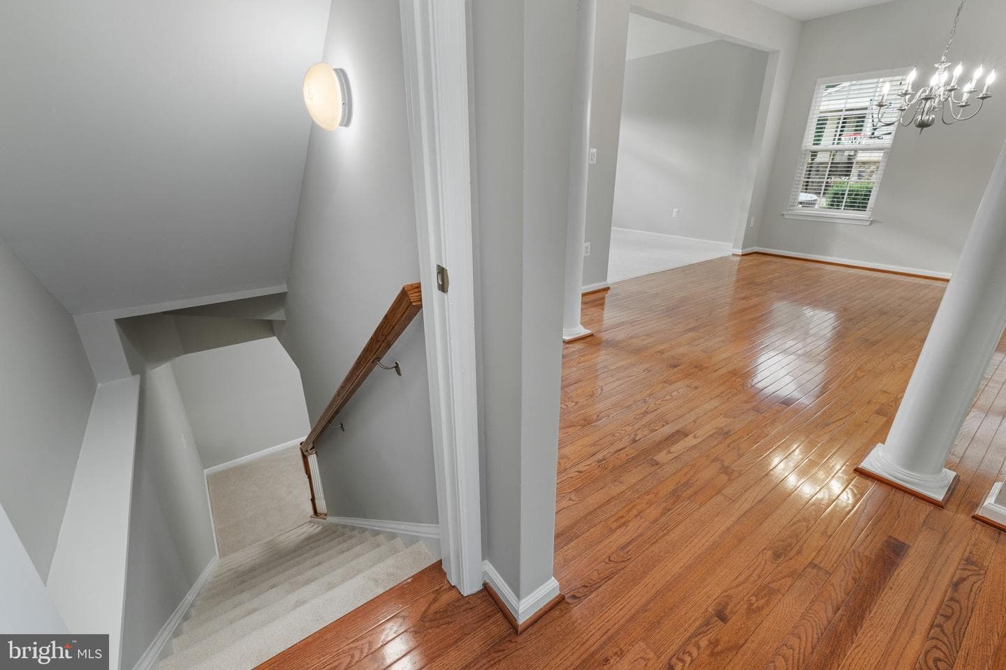 1100 Wright Court photo 47