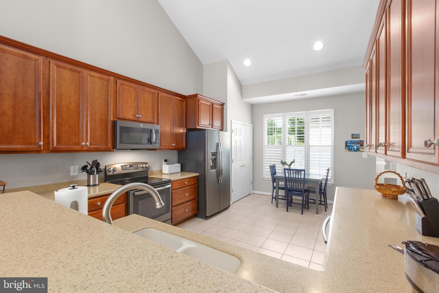 904 Cadmus Drive photo 10