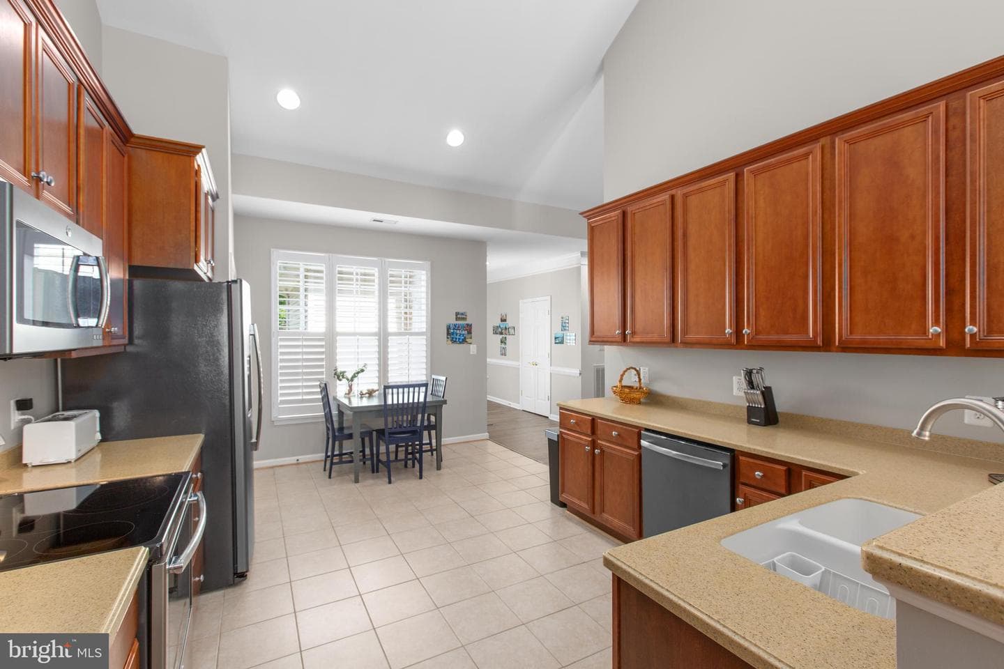 904 Cadmus Drive photo 11