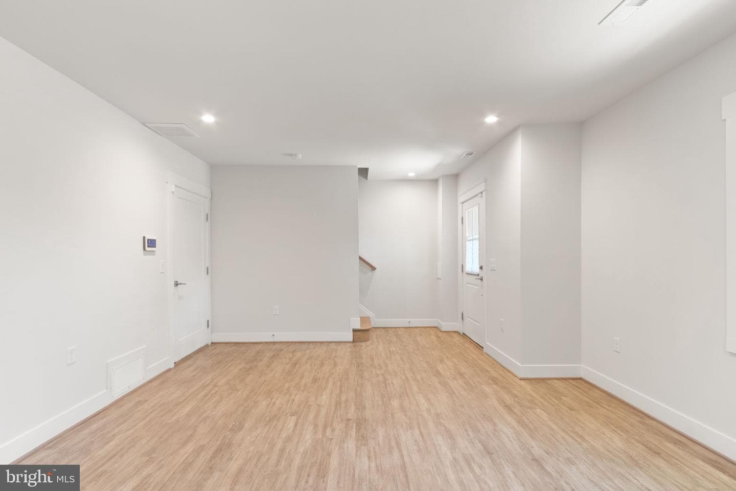 313 Charles Street photo 11
