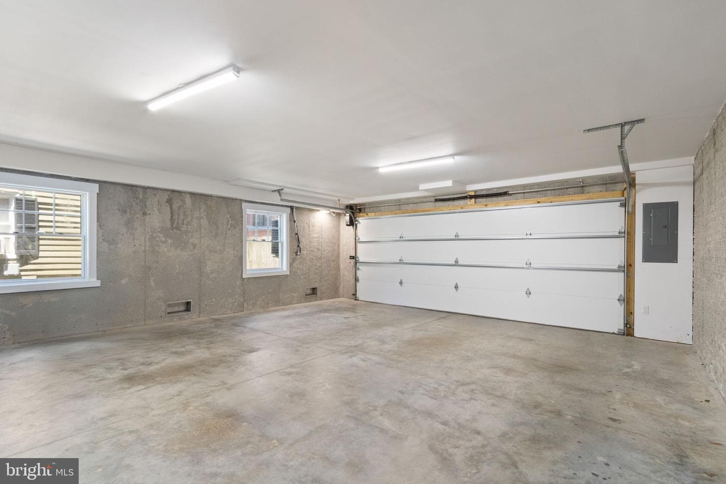 313 Charles Street photo 28