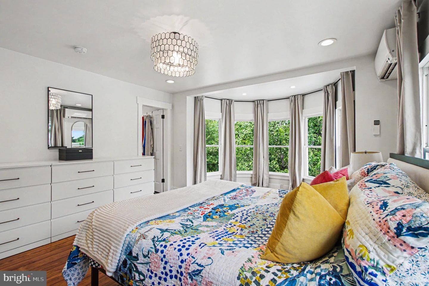 1618 Caroline Street photo 21
