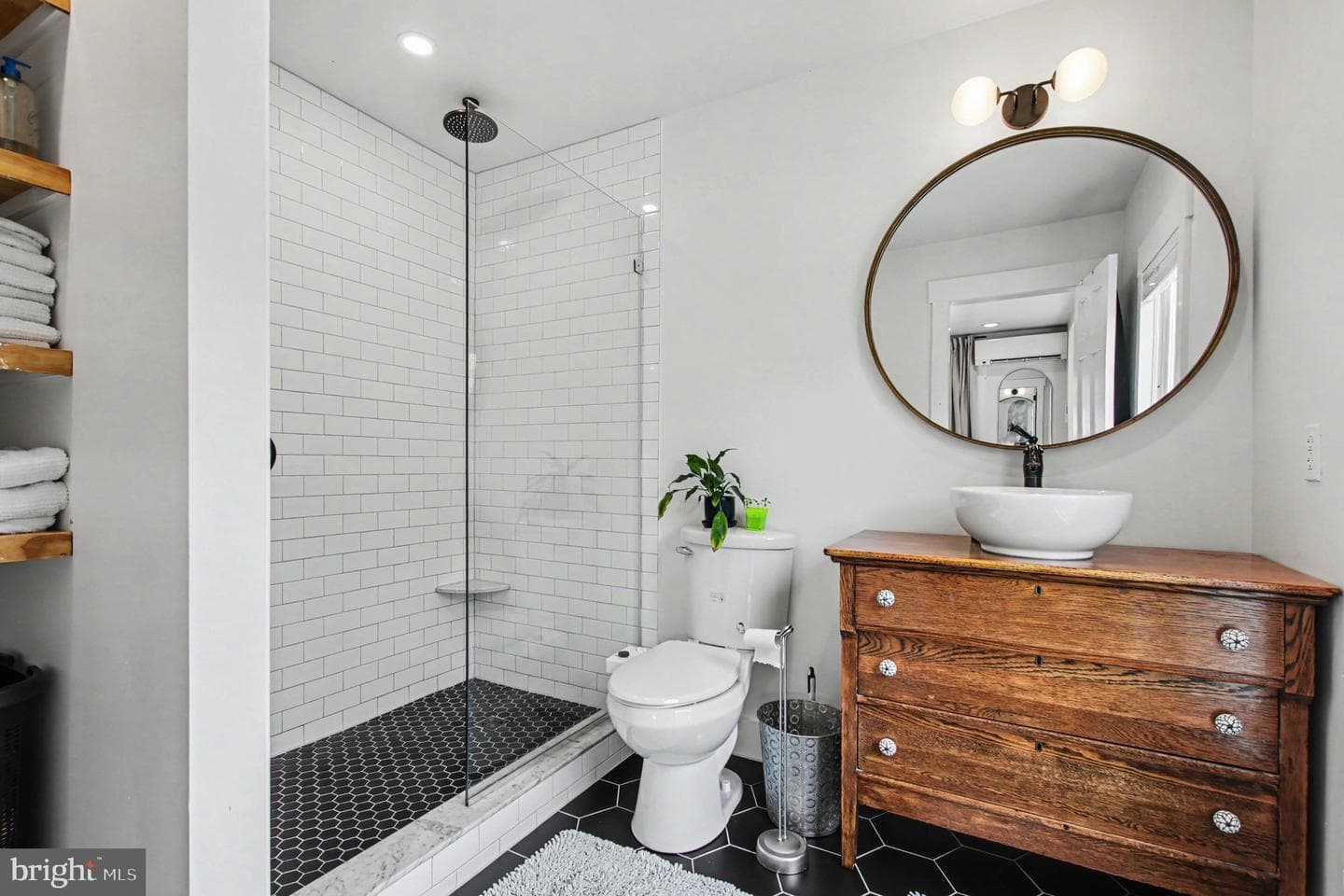 1618 Caroline Street photo 25