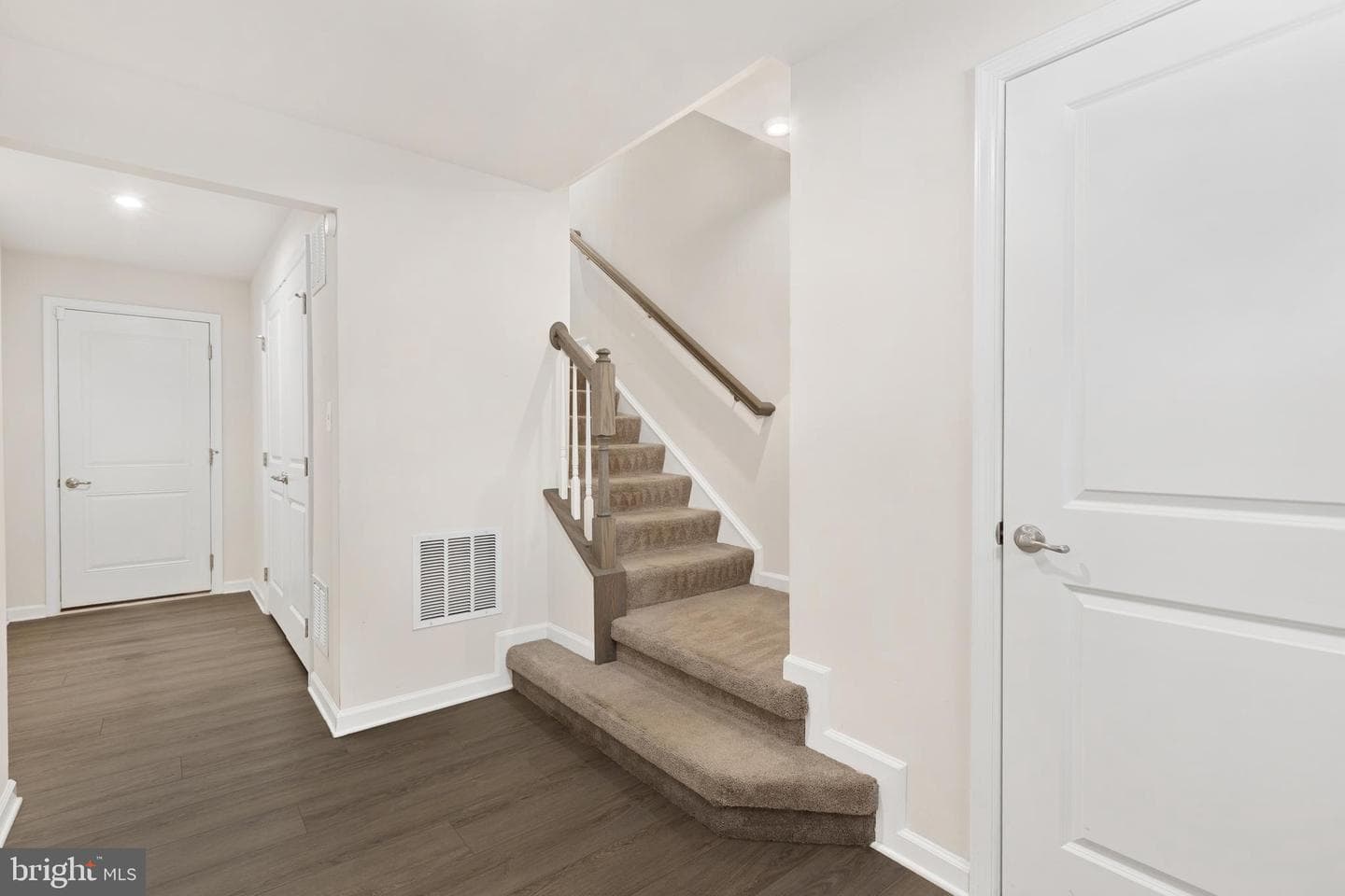 1118 Dovetail Circle photo 12