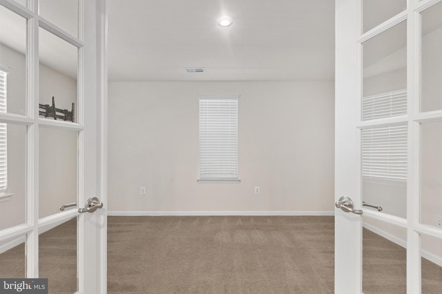 1118 Dovetail Circle photo 15
