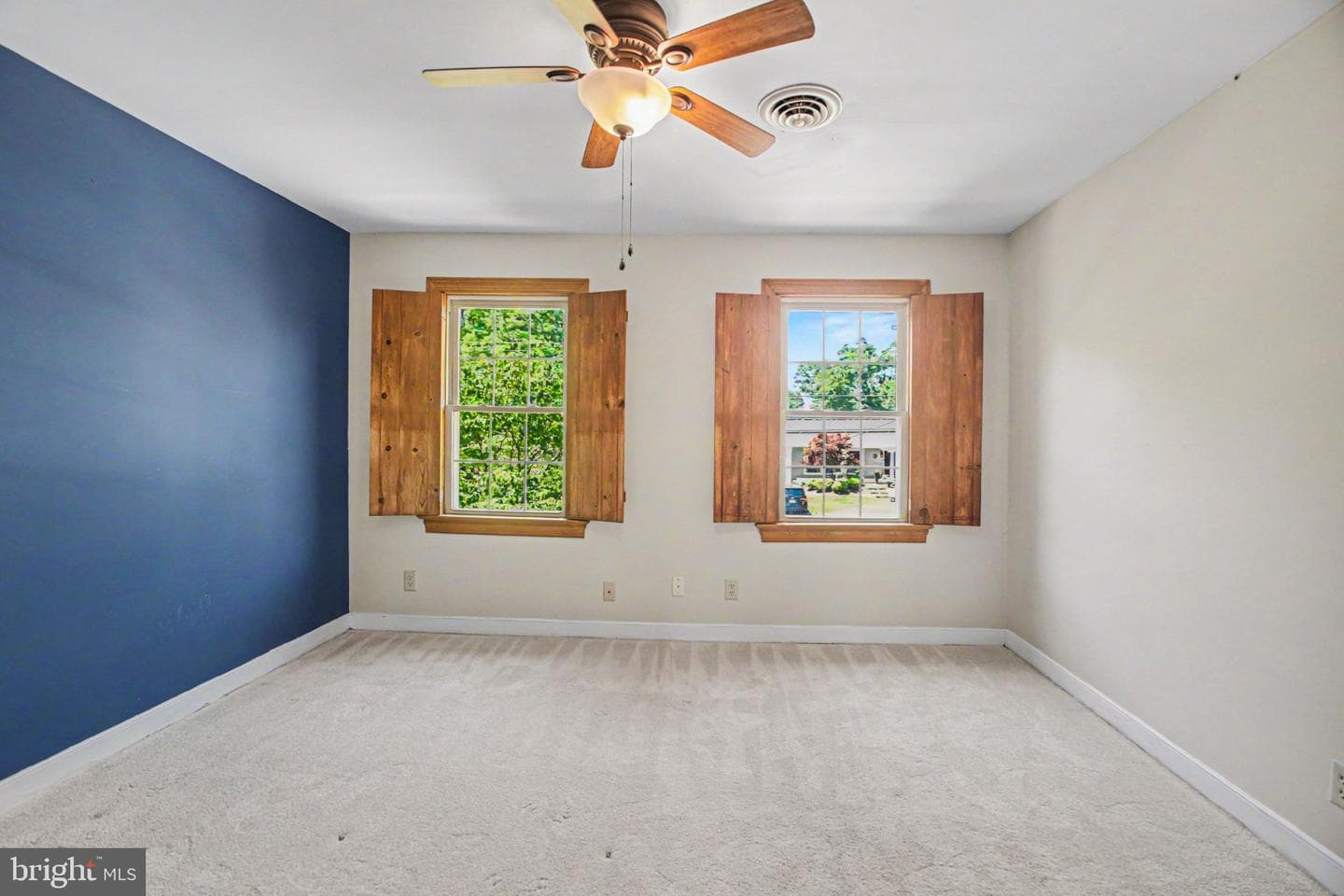 807 College Avenue photo 18
