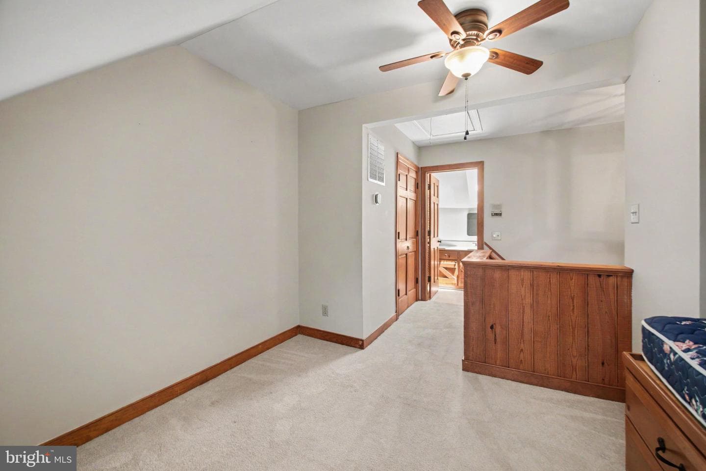 807 College Avenue photo 25