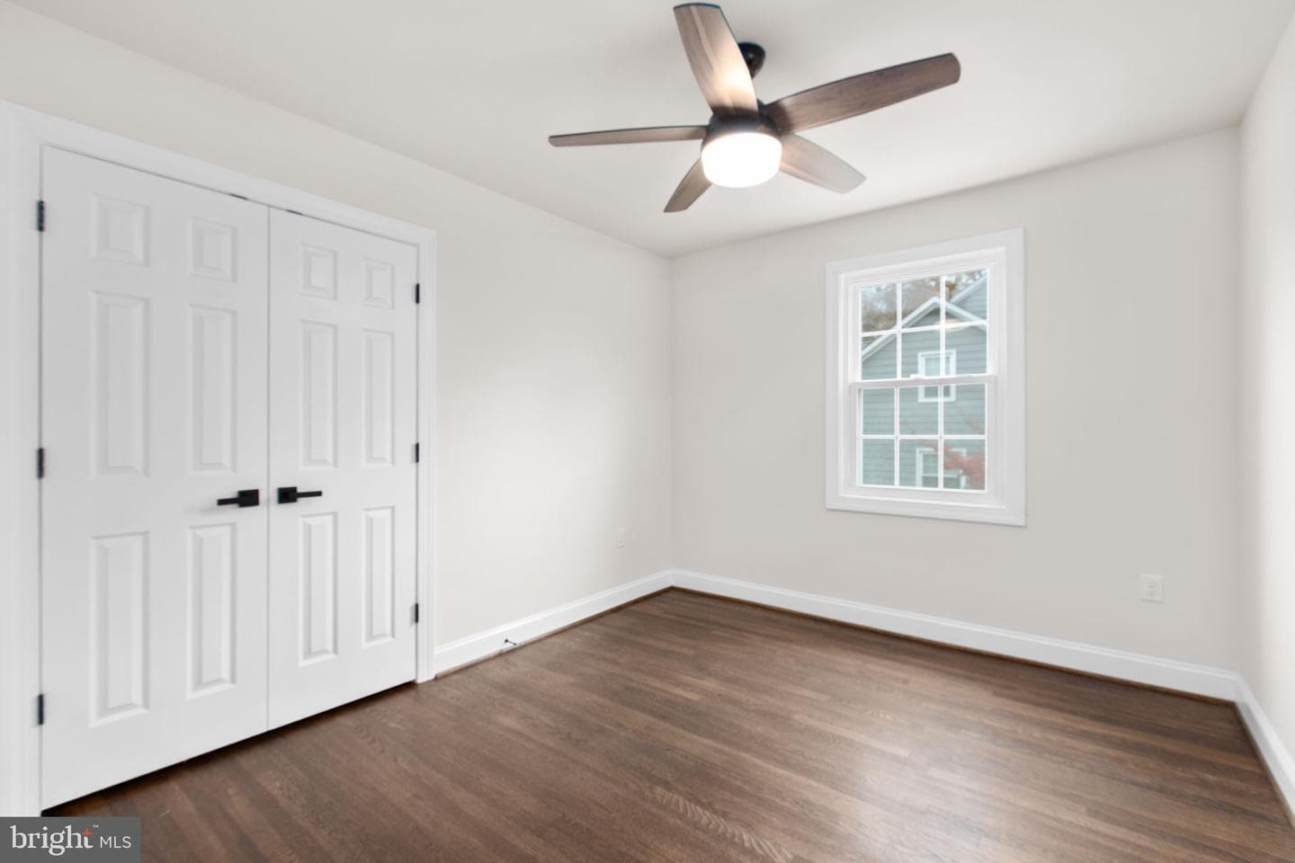 913 Sylvania Avenue photo 45