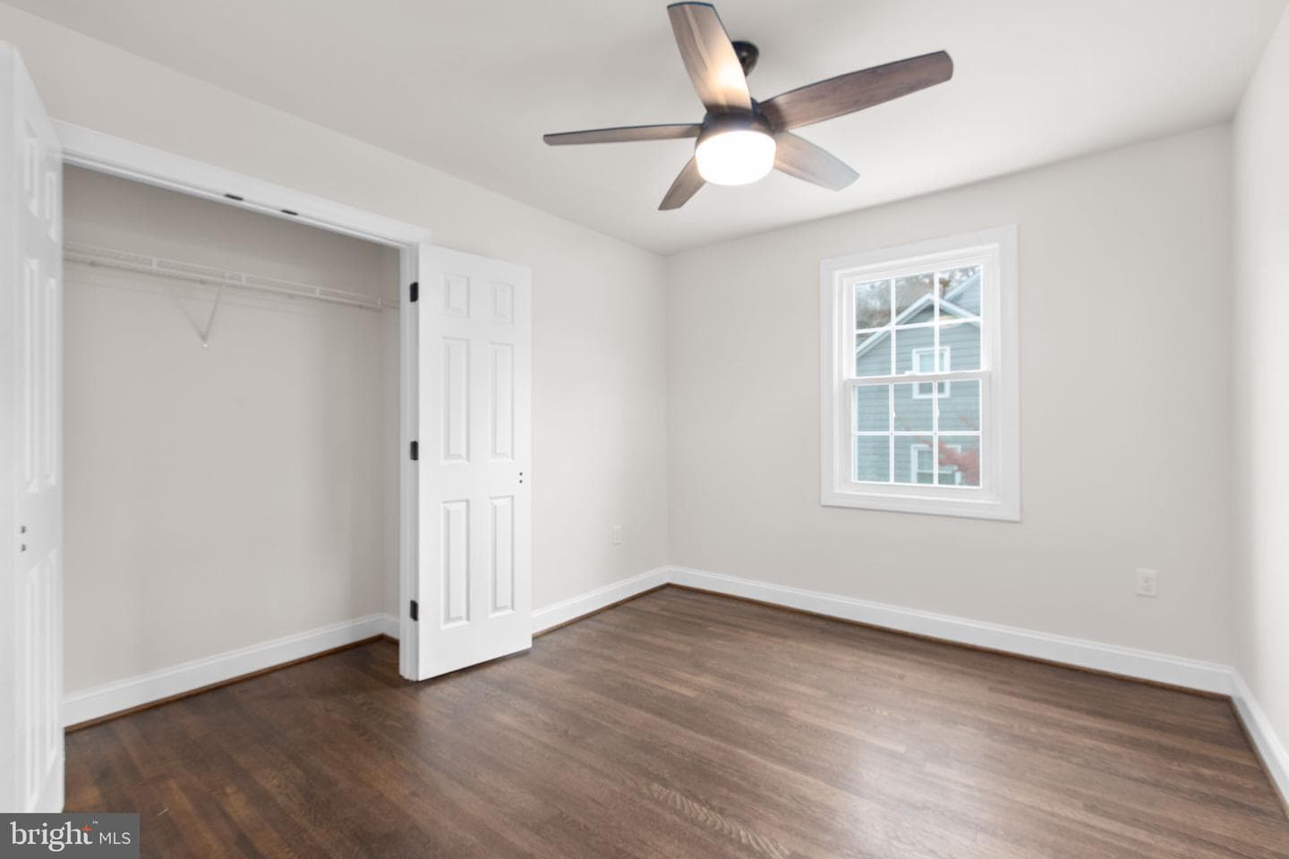 913 Sylvania Avenue photo 46