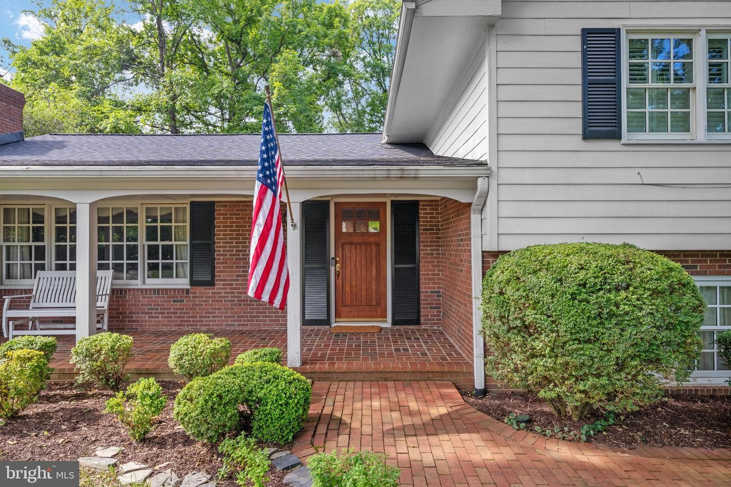1730 Greenway Drive photo 6