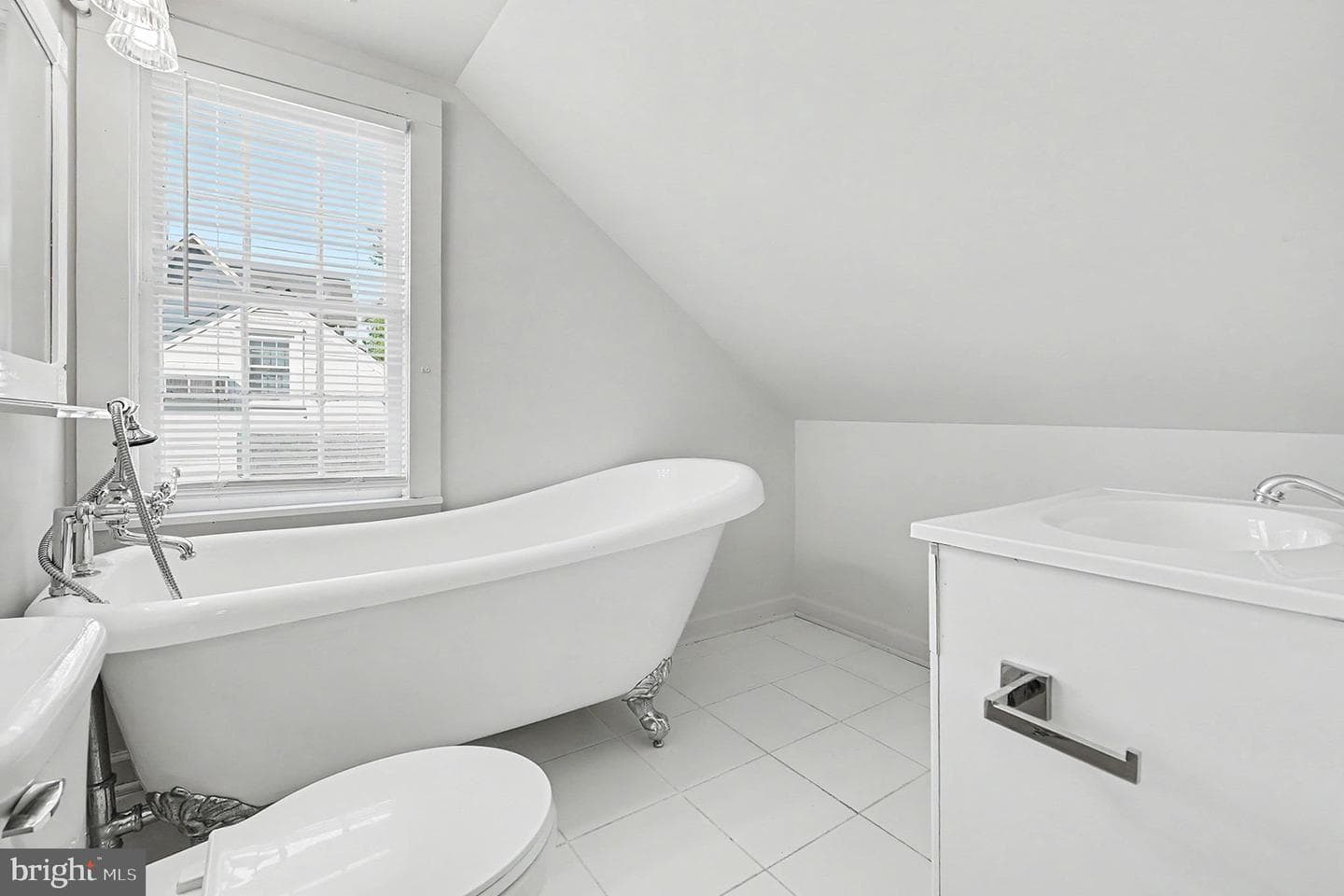 449 Hanson Avenue photo 28