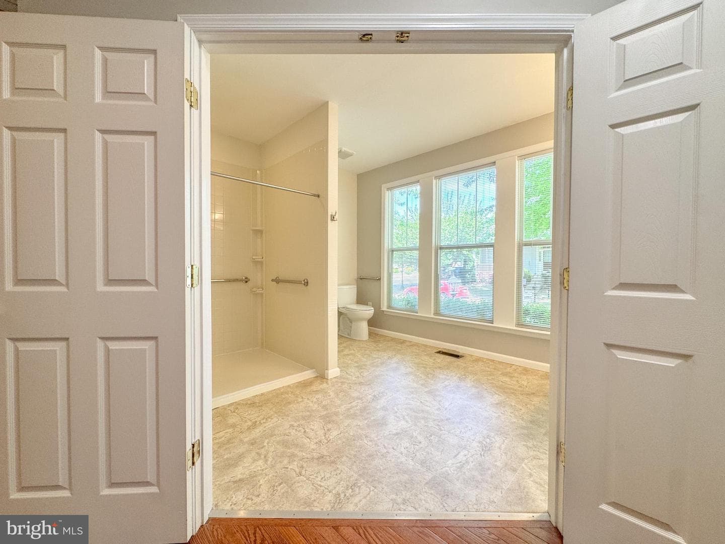 1404 Graham Drive photo 18