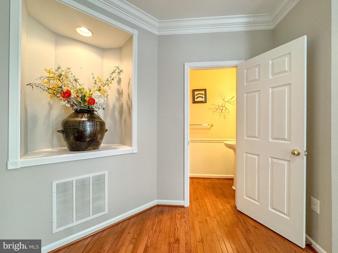 1404 Graham Drive photo 9