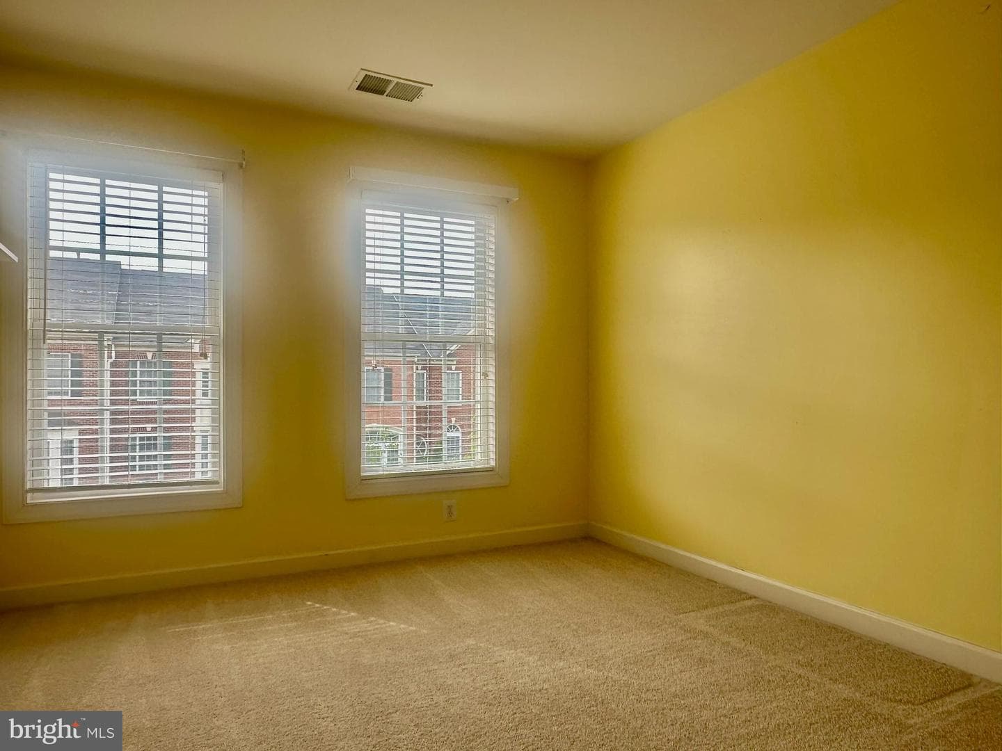 1040 Hotchkiss Place photo 20