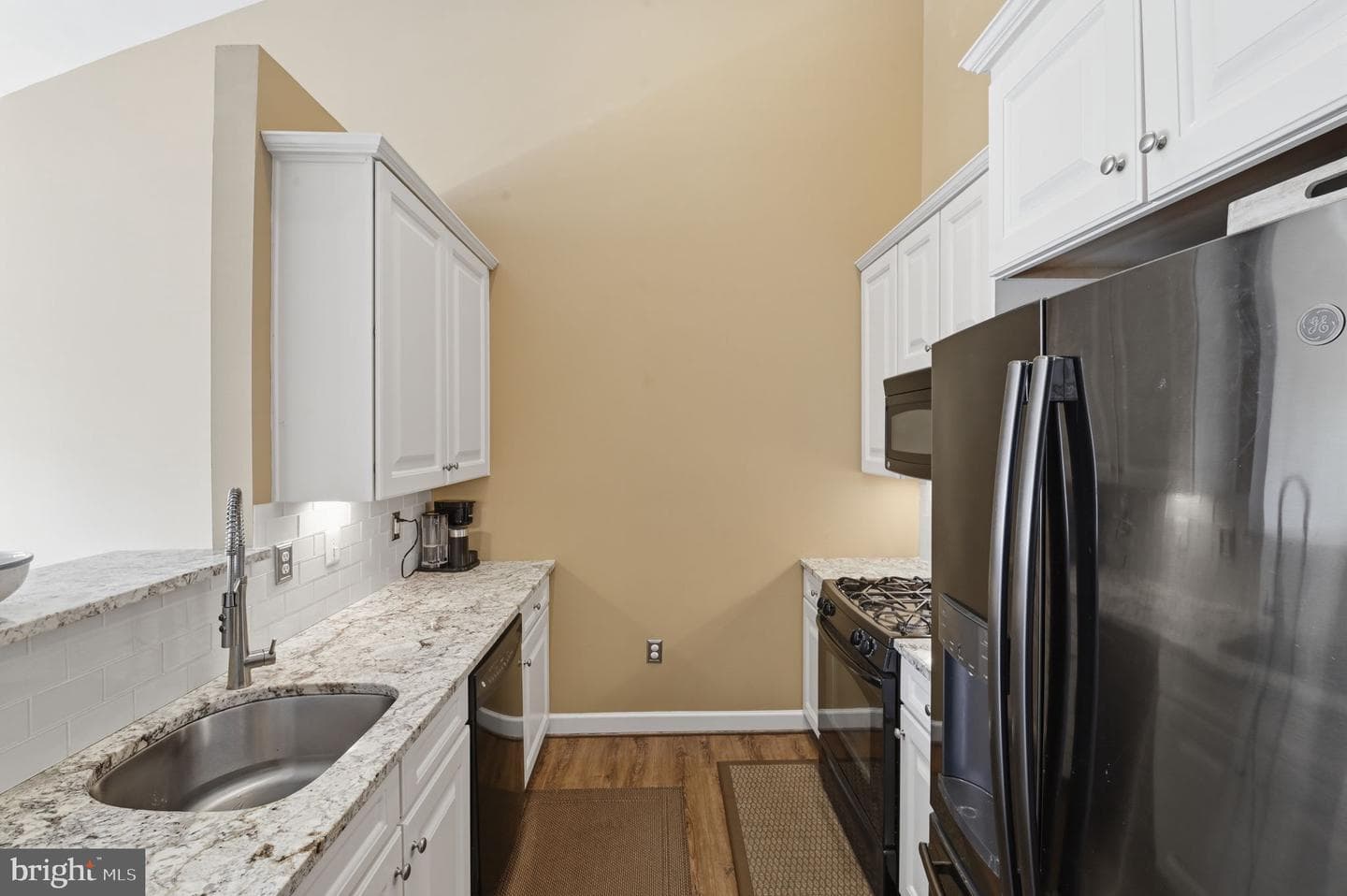701 Cobblestone Boulevard #308 photo 9