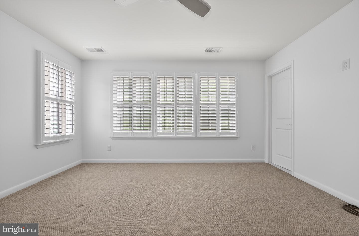 1349 Gilmore Street photo 17