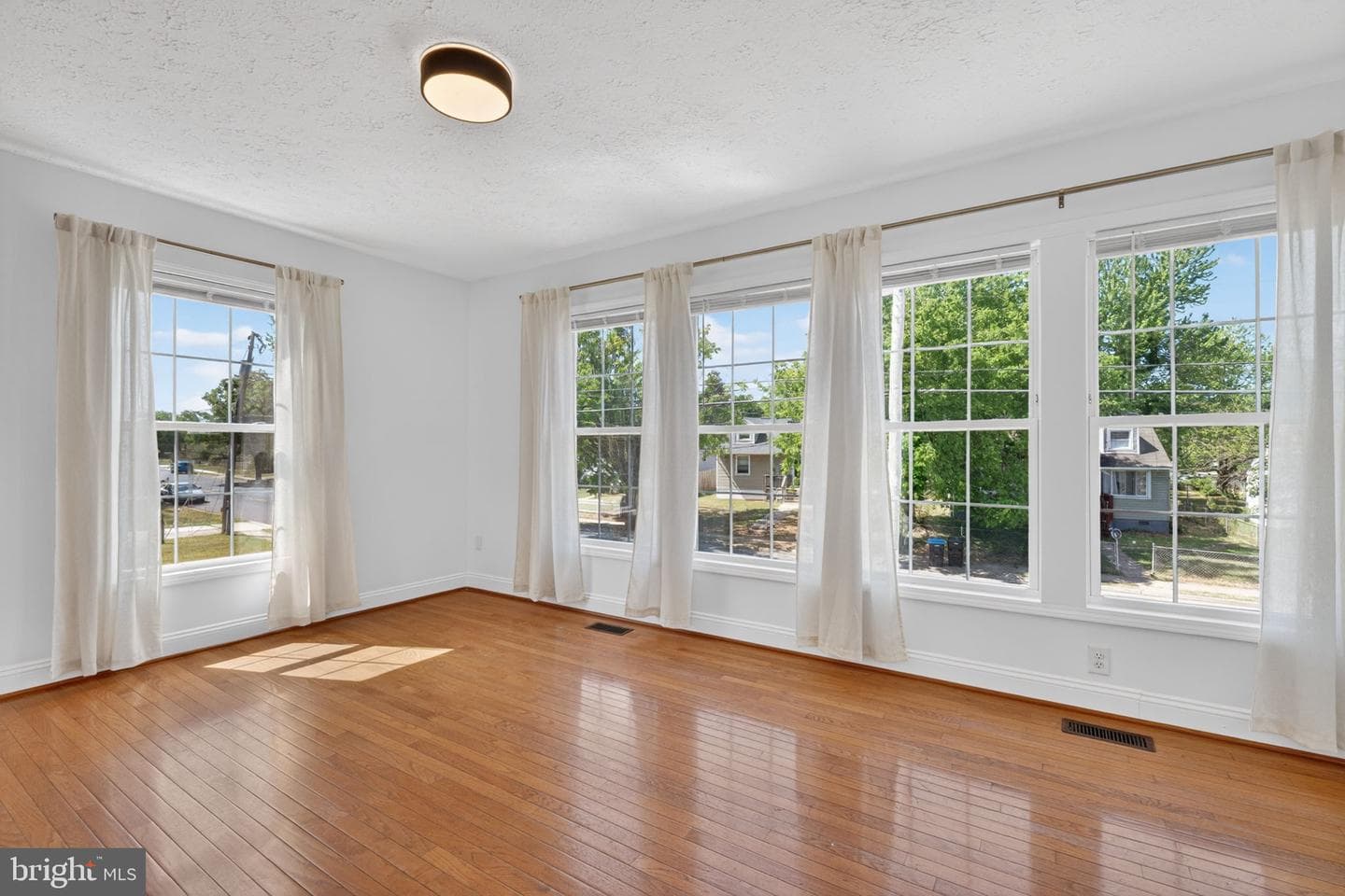 1609 Airport Avenue photo 21