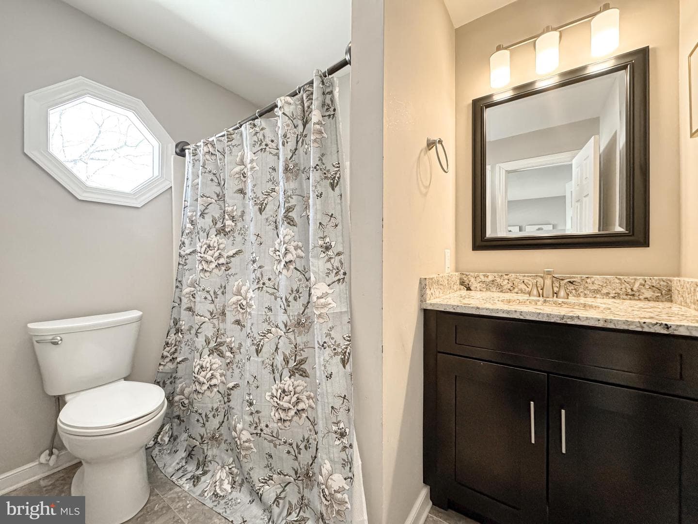 1306 Kenmore Avenue photo 18