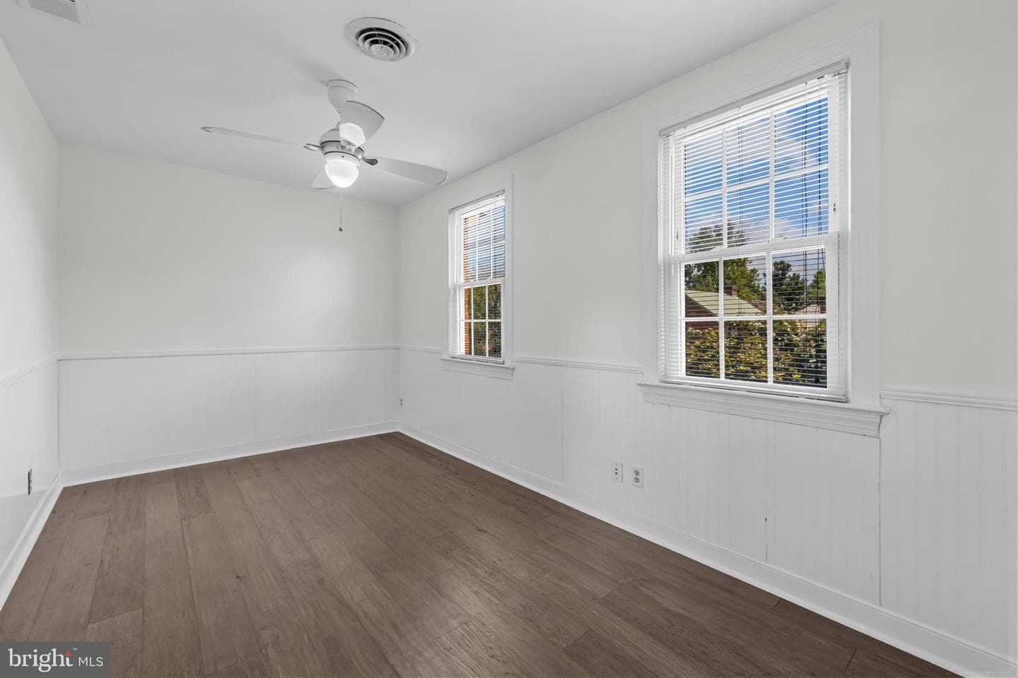 815 College Avenue photo 25