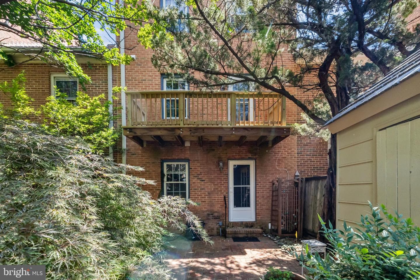 815 College Avenue photo 37
