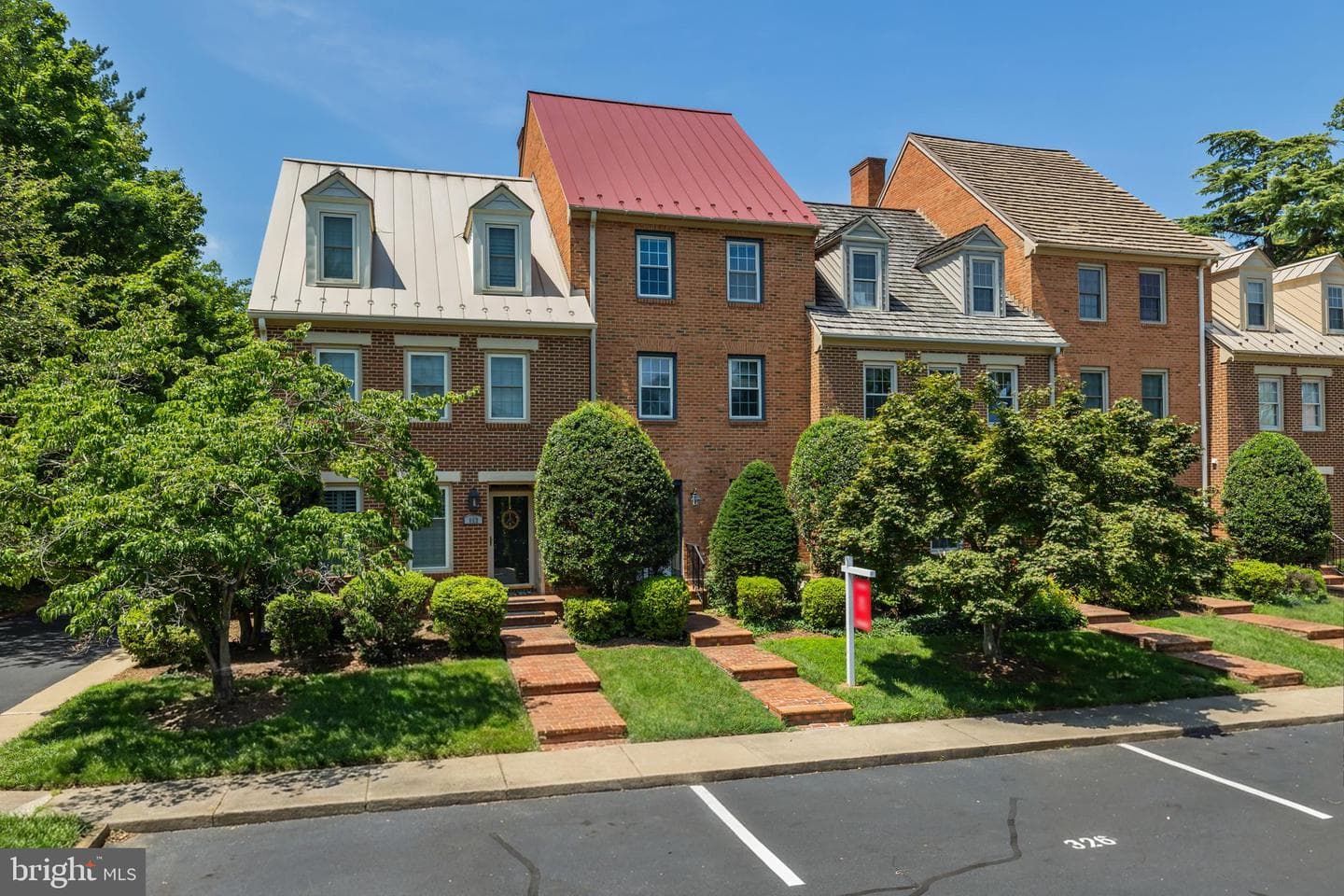 815 College Avenue photo 40