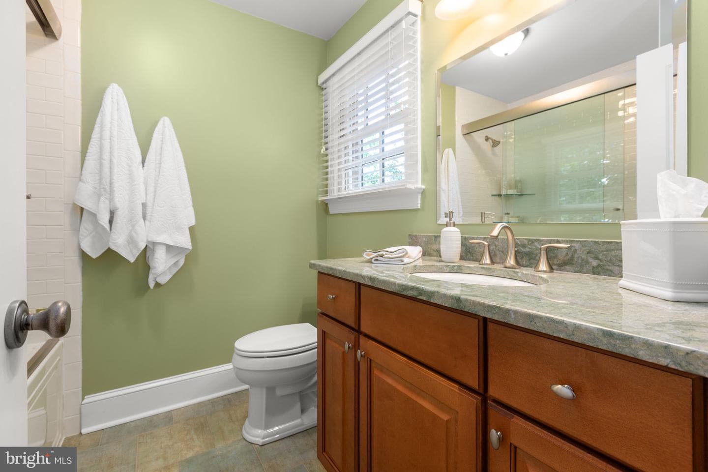 6 Delahay Drive photo 53