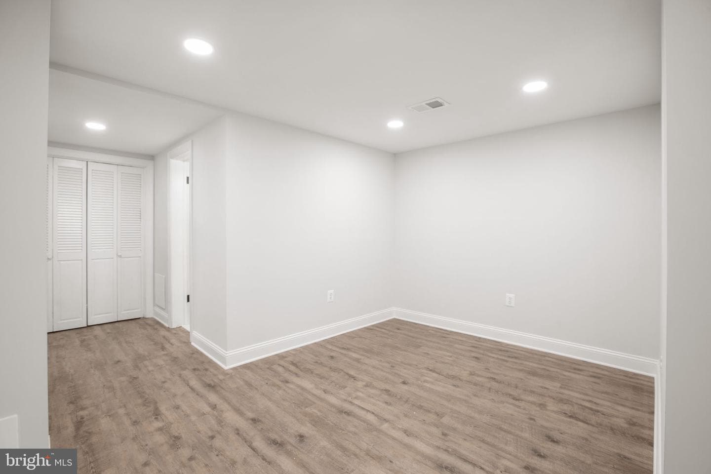 1329 Brent Street photo 35