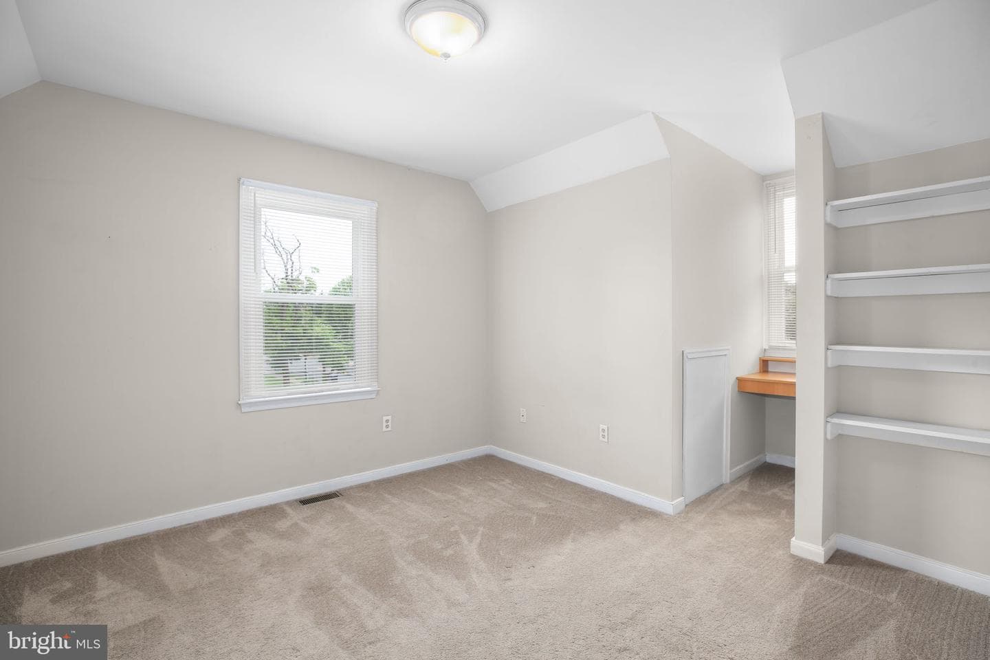 1002 Stafford Avenue photo 18