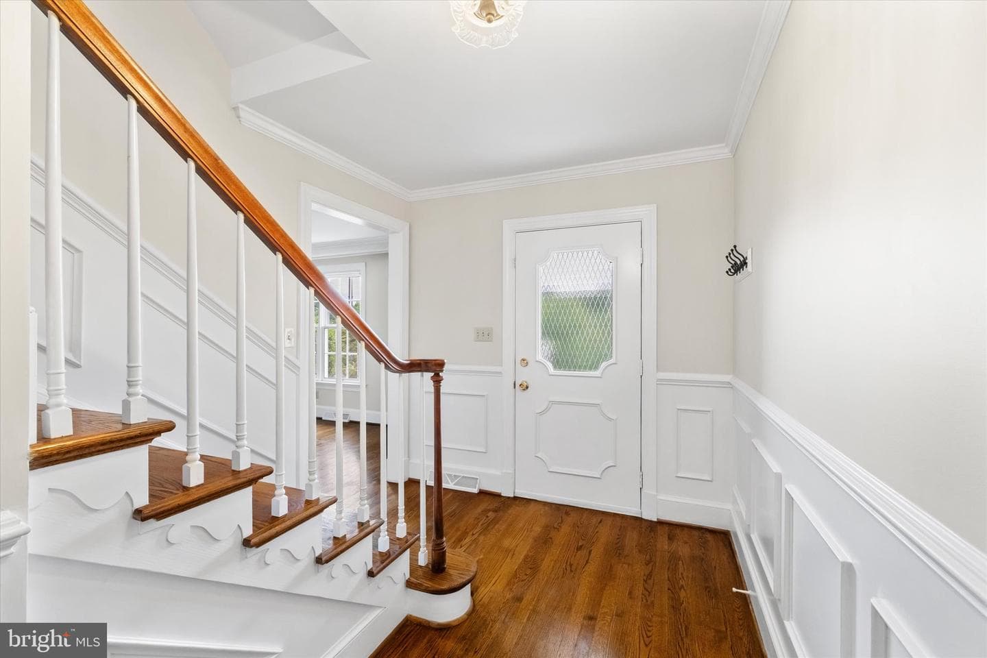 408 Riverside Drive photo 4