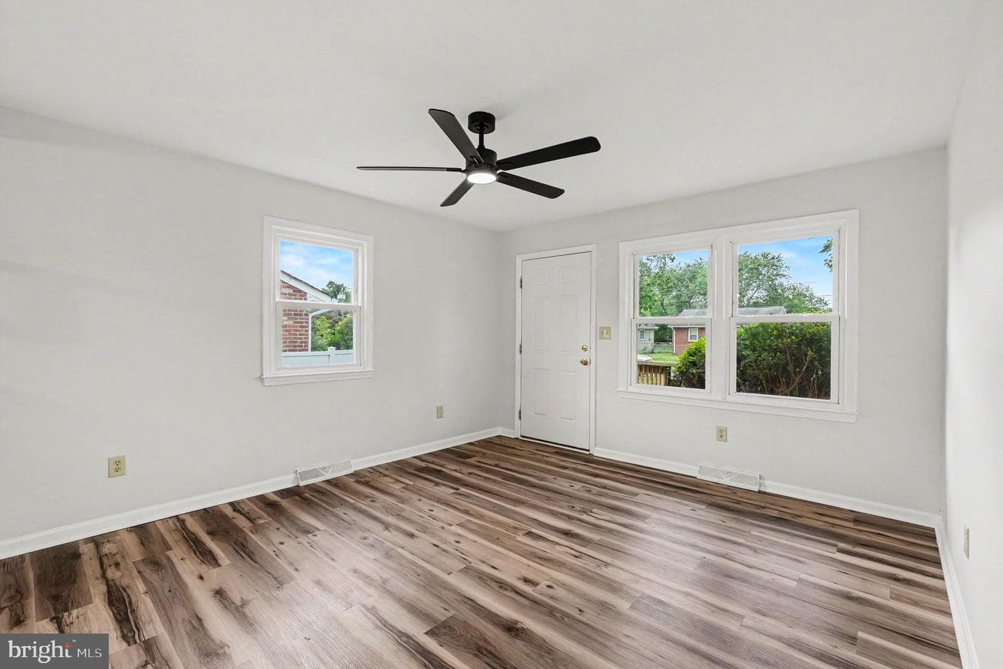 207 South Street photo 10