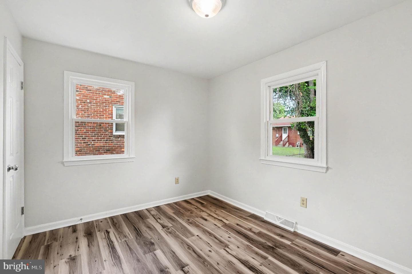 207 South Street photo 18