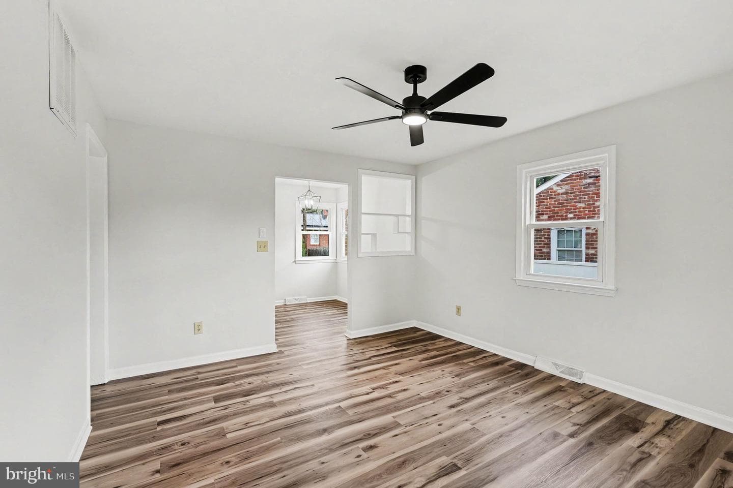 207 South Street photo 9