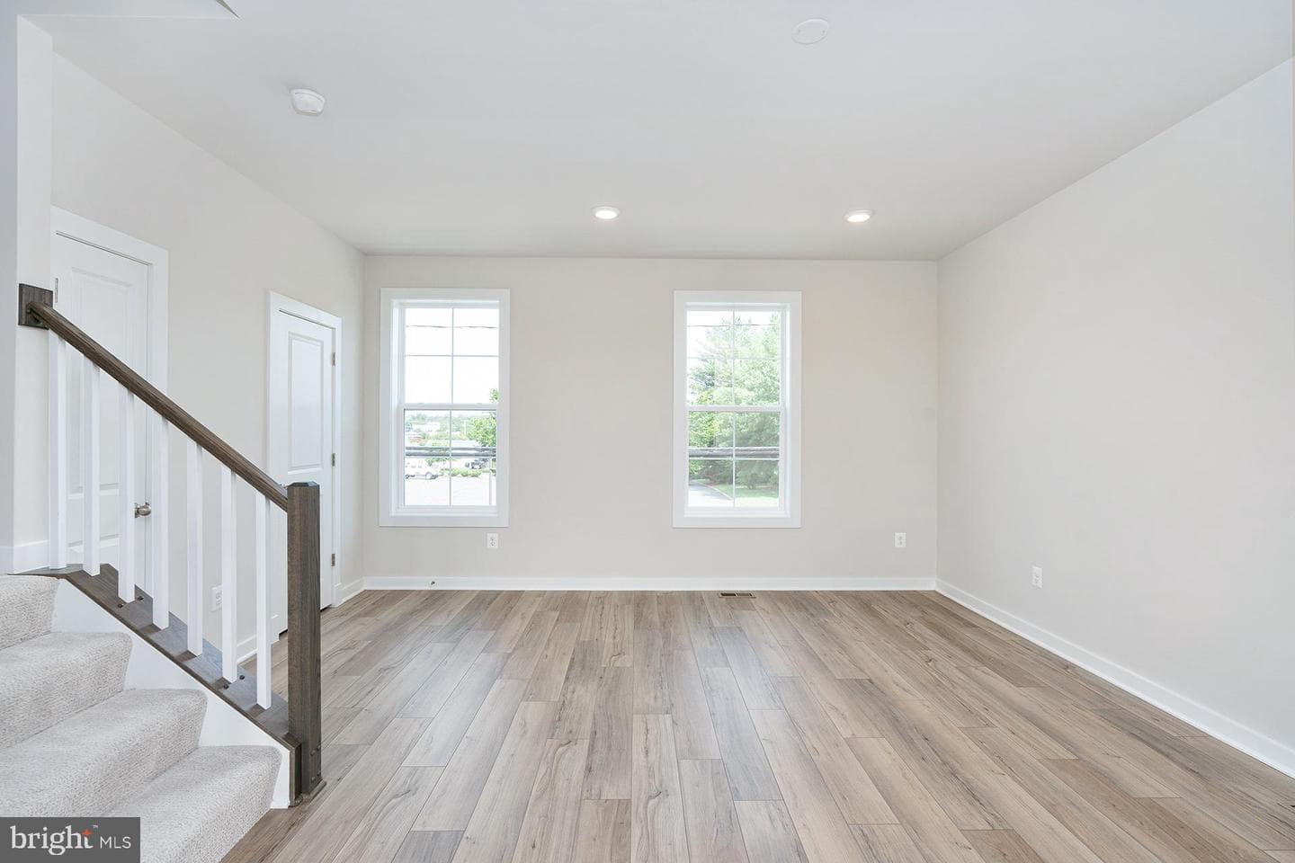 424 Germania Street photo 14