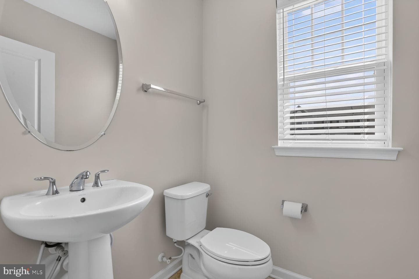 1806 Sag Harbor Lane photo 20