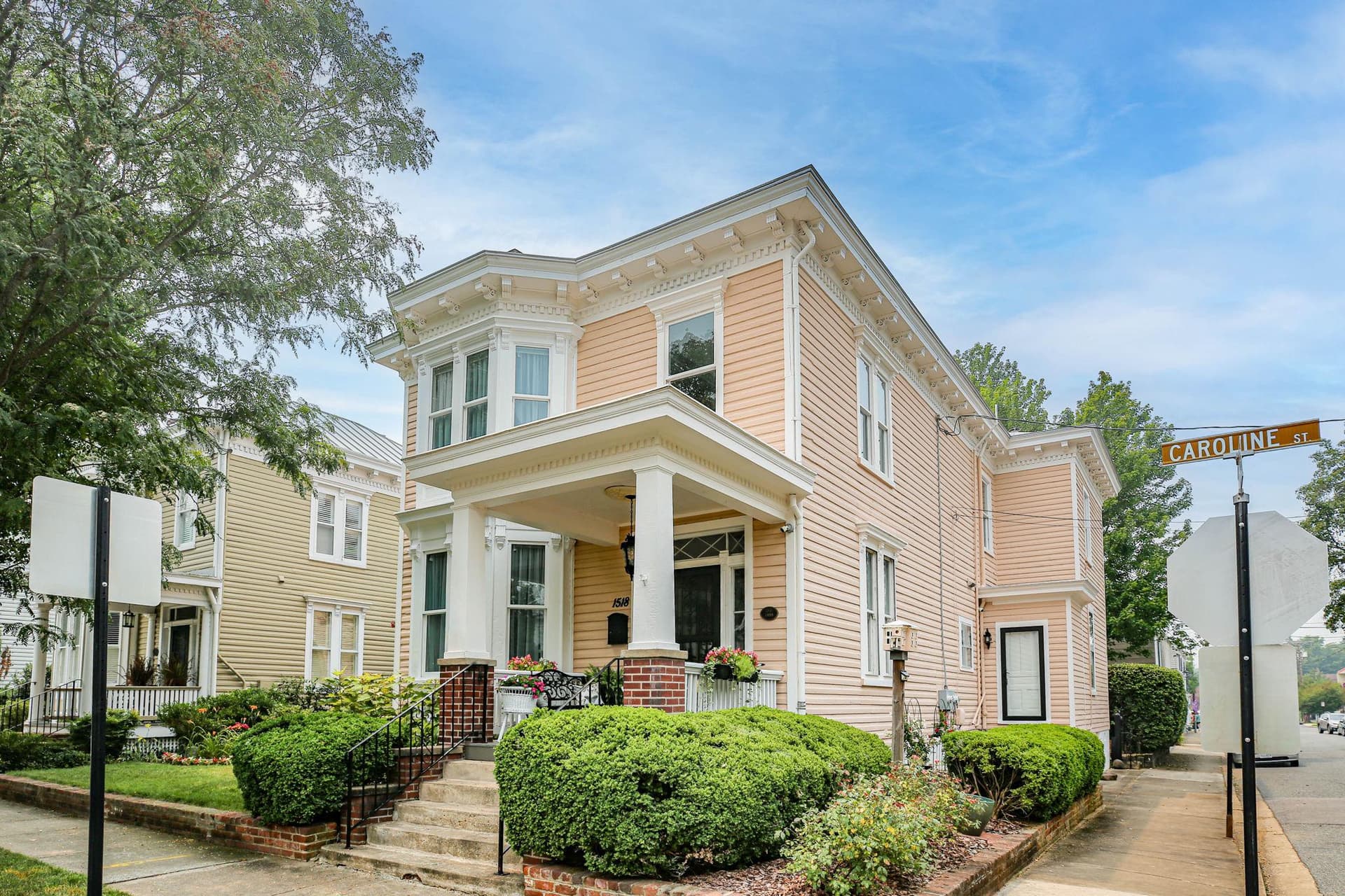 1518 Caroline Street photo 2