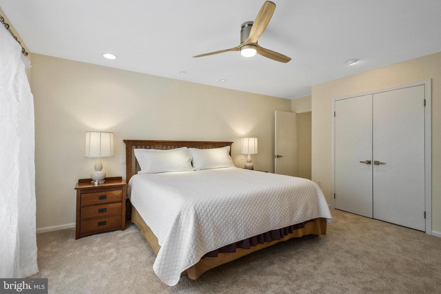 3410 White Oak Court photo 31