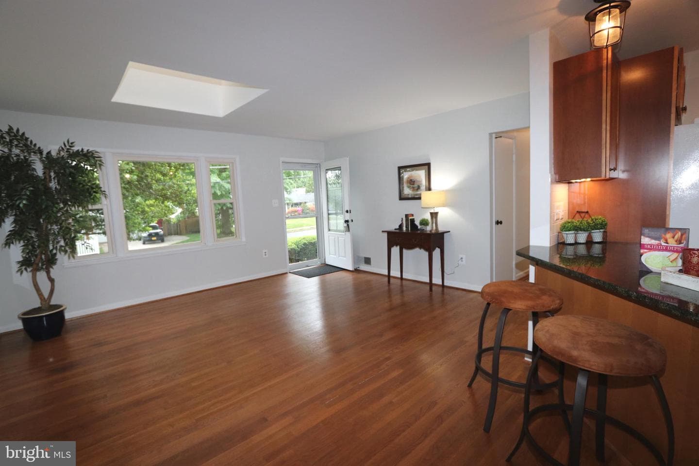 10834 Woodhaven Drive photo 4