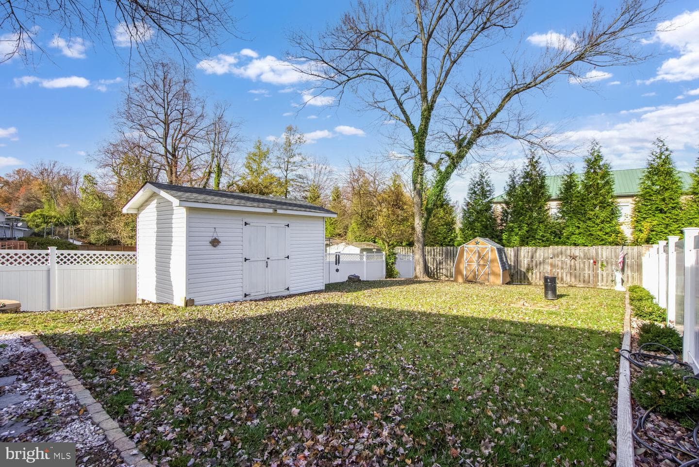 10644 Maple Street photo 24