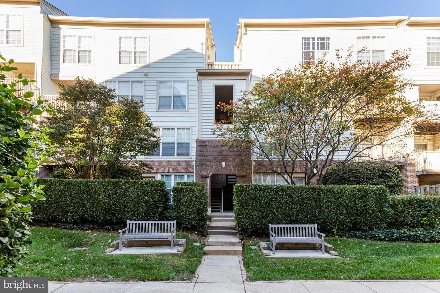 10359 Sager Avenue #301 photo 29