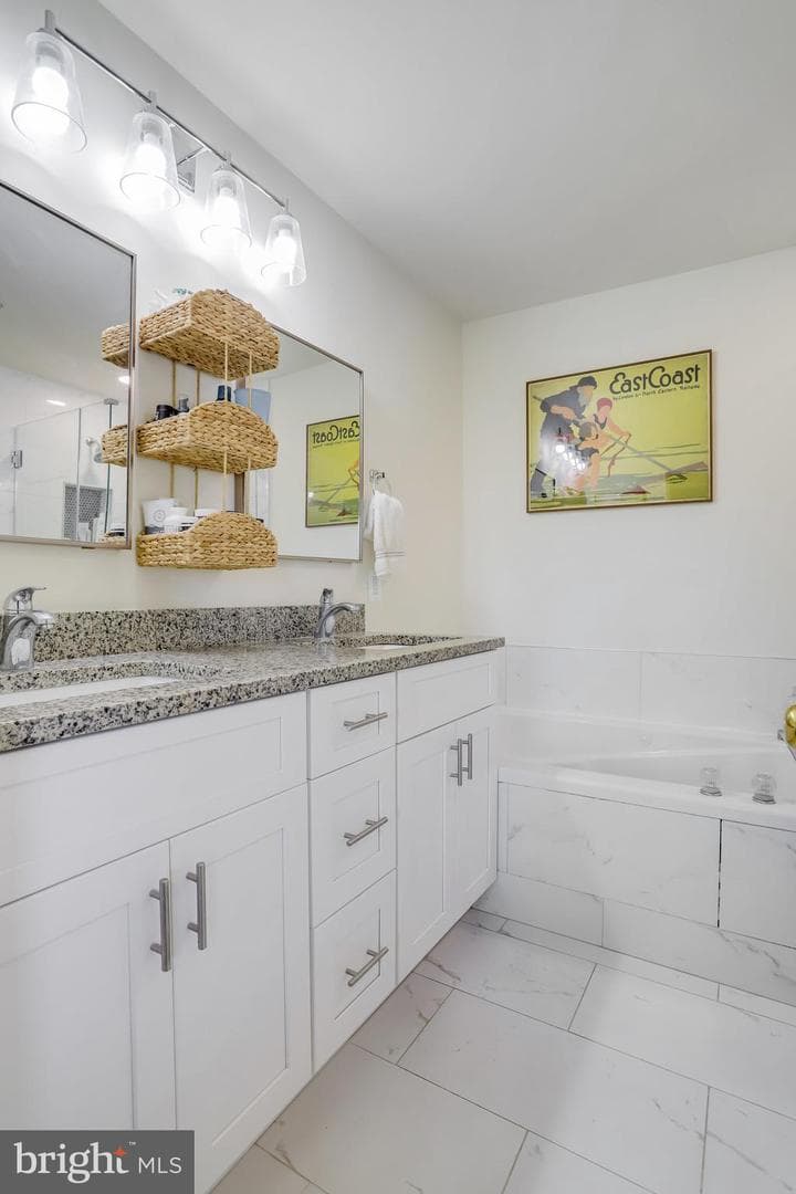 10359 Sager Avenue #301 photo 38