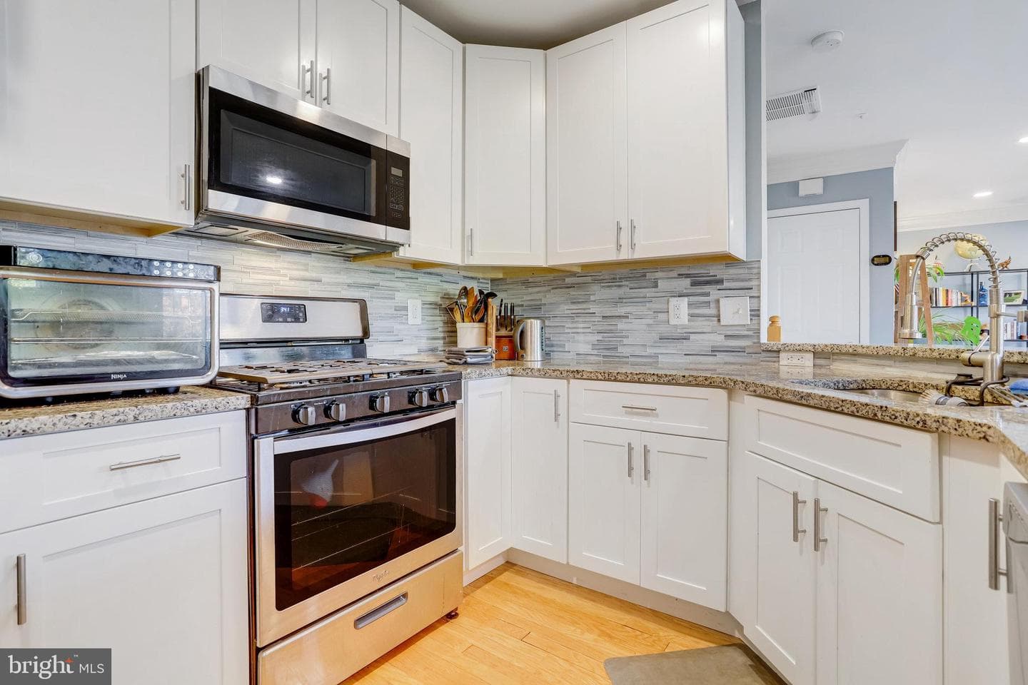 10359 Sager Avenue #301 photo 8