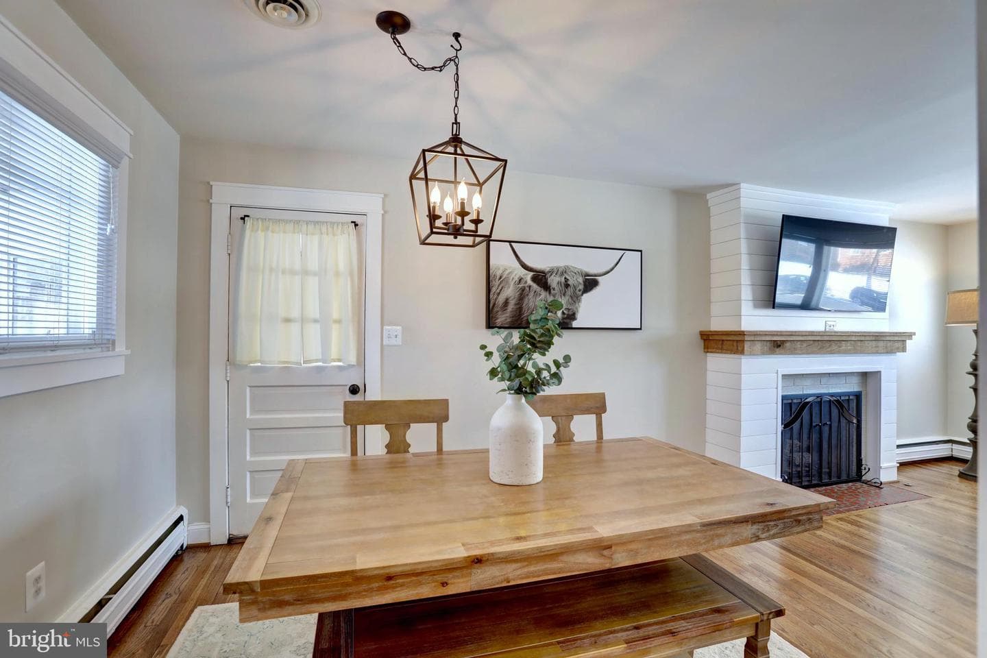 3811 Ren Road photo 10