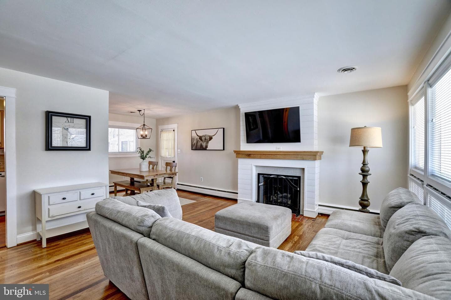 3811 Ren Road photo 4